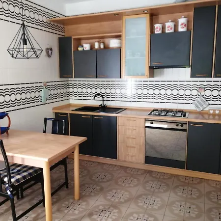 Dom wakacyjny Donatella Carenno